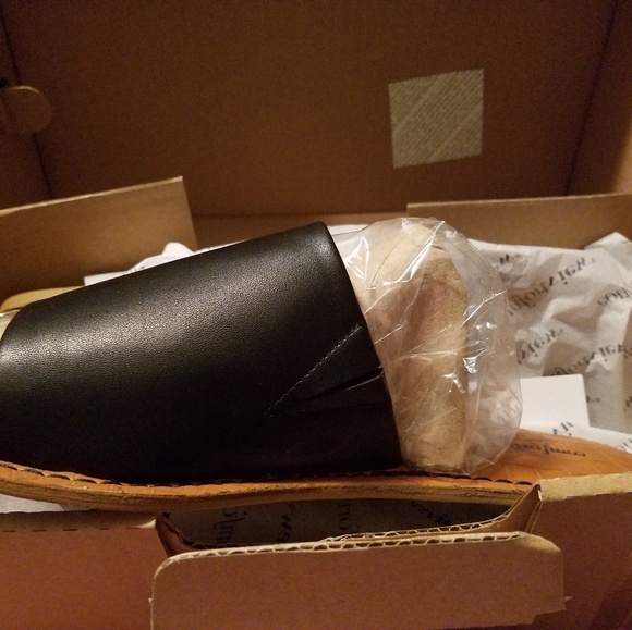 Shoes - Picture 1 of 2